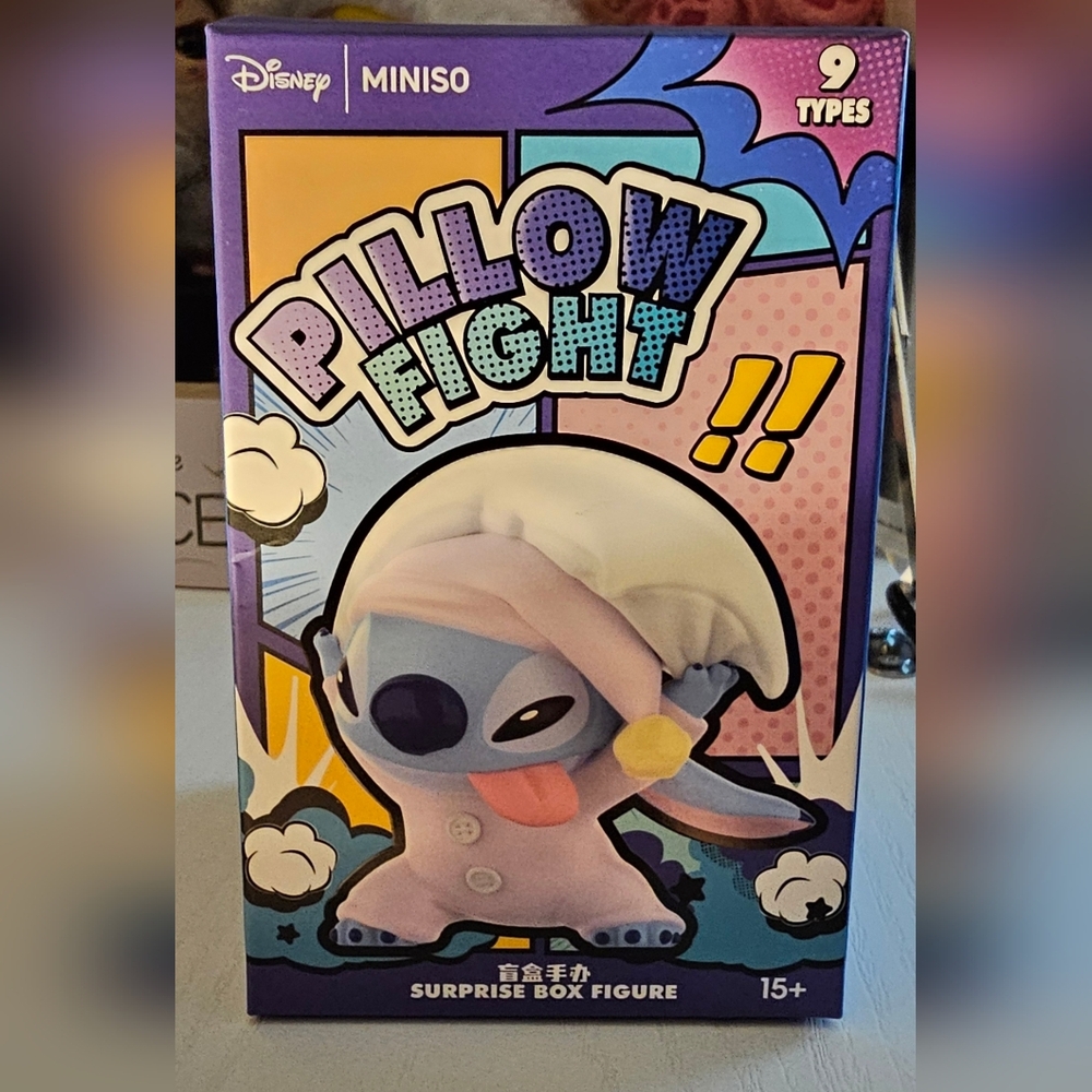 Stitch Pillow Fight Figurine